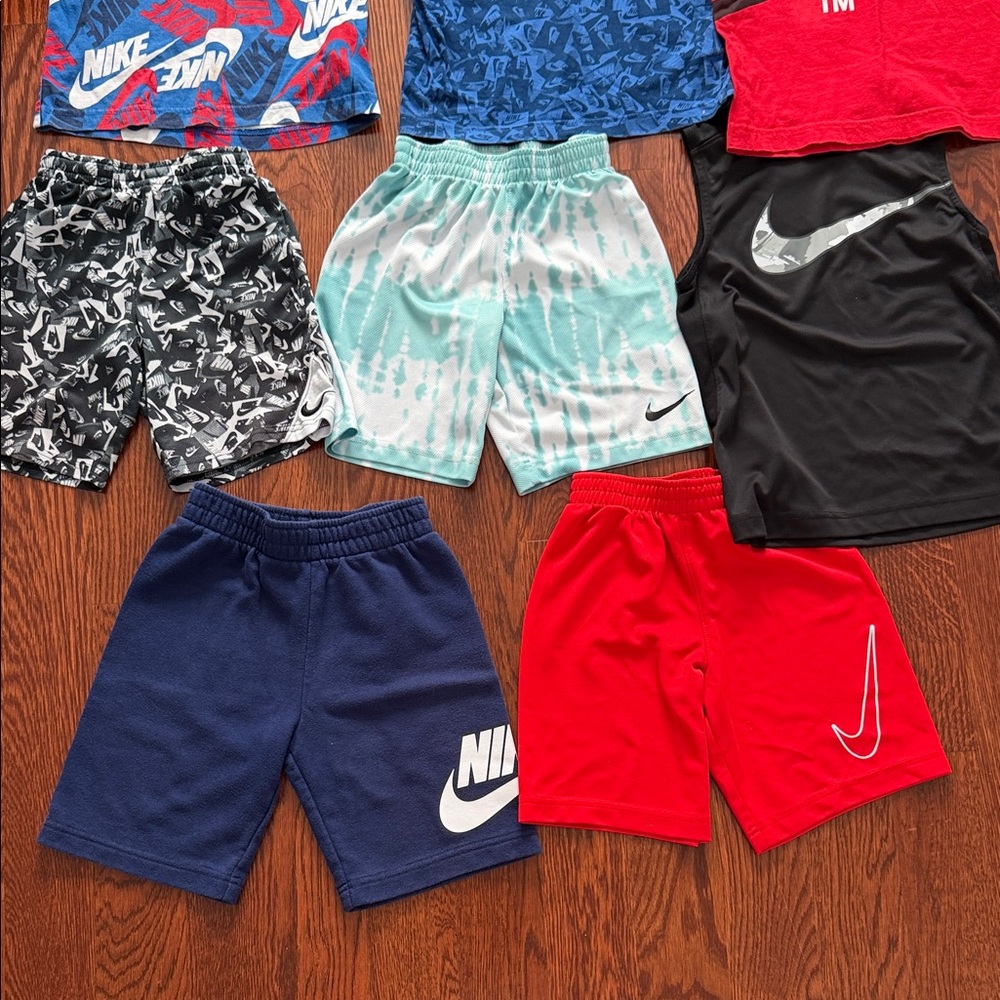 Nike boys T-Shirt and Shorts Collection - Black, Red, Blue - Picture 4 of 4